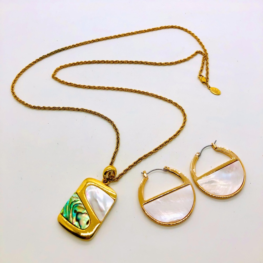 Vintage Abalone Pendant & Mother of Pearl Earrings